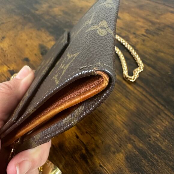 Louis Vuitton Vintage Monogram Compact Wallet - Picture 11 of 16